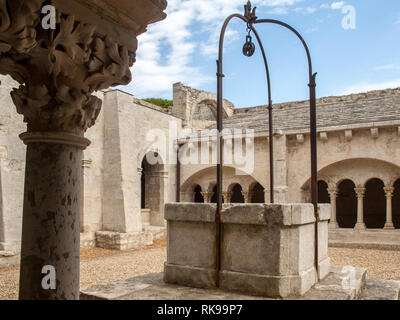 Abtei von St. Peter in Montmajour in der Nähe von Arles, Frankreich Stockfoto