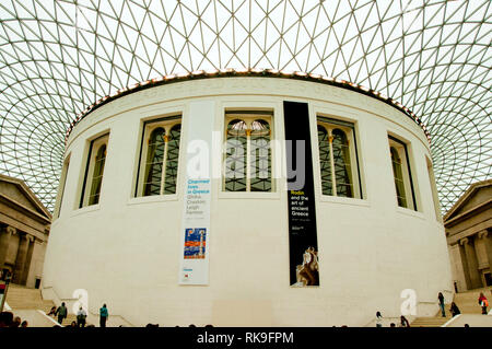 Der große Hof im British Museum in London. Stockfoto