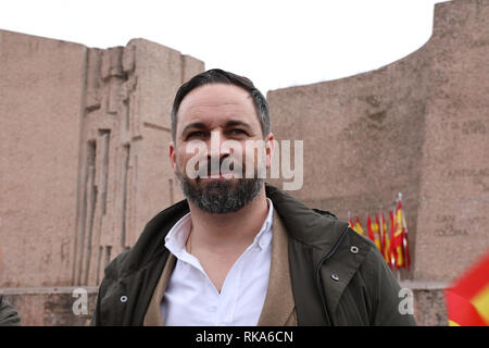 Madrid, Spanien. 10. Feb 2019. Santiago Abascal, Präsident der Partei VOX gesehen atteding die Manifestation dieser Sonntag von PP und die Bürgerinnen und Bürger in der Plaza de Colón in Madrid, wo mehr als 20.000 Menschen besucht haben gehalten worden ist. Credit: Jesús Hellin/Alamy leben Nachrichten Stockfoto