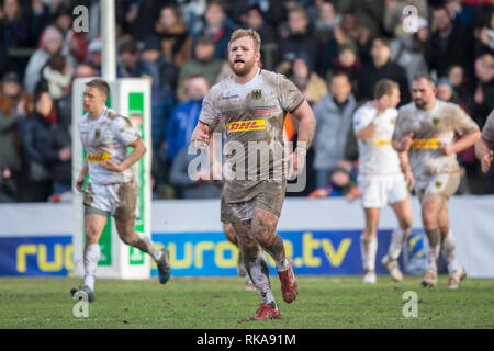 Brüssel, Belgien. 09 Feb, 2019. Rugby: EM, Abteilung 1A, Spieltag 1: Belgisch. Jörn Schroeder (Deutschland, 5) auf dem Weg zum neuen Ankick. Die deutsche Rugby-nationalmannschaft mit 22 verloren: 29 (7:12). Credit: Jürgen Kessler/dpa/Alamy leben Nachrichten Stockfoto