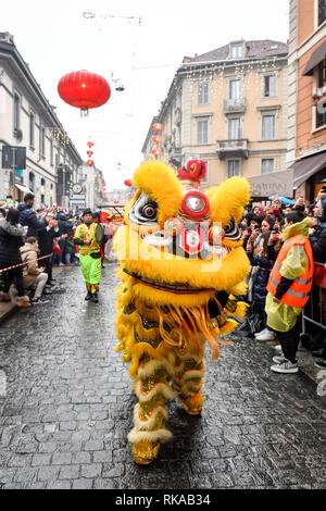 Foto Claudio Furlan LaPresse 10-02-2019 Milano (Italia) Cronaca Capodanno cinese con Parata da Piazza Gramsci ein Via Paolo Sarpi Stockfoto