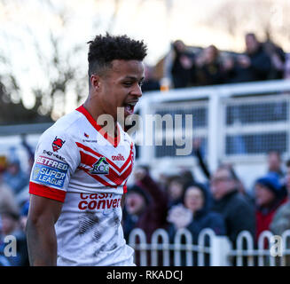 Belle Vue, Wakefield, Großbritannien. 10 Feb, 2019. Betfred Super League Rugby, Wakefield Trinity gegen St Helens; Regan Gnade von St Helens feiert, nachdem er zählt einen versuchen, es 12-14 Credit: Aktion plus Sport/Alamy leben Nachrichten Stockfoto