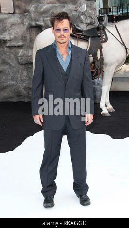 21. Juli 2013 - Der Lone Ranger UK Premiere, Odeon Leicester Square, London Foto zeigt: Johnny Depp Stockfoto