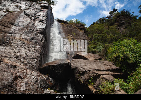 Geliebt-sprung Wasserfall in Nuwara Eliya, Sri Lanka. Lovers Leap ist ein beeindruckender Wasserfall, bekannt für seine romantische Folklore liegt auf einer felsigen Klippe Abo Stockfoto