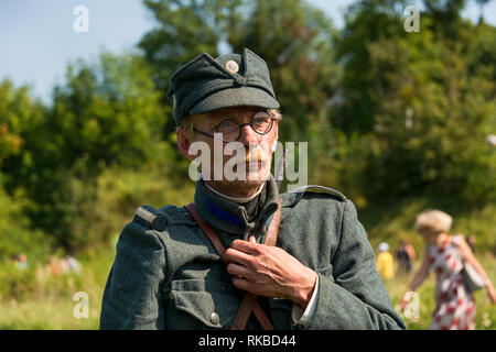 Lemberg, Ukraine - September 03, 2018: Militärische historische Rekonstruktion wird der 100. Jahrestag der Verkündigung des Westlichen ukrainischen Pe gewidmet Stockfoto