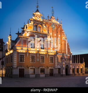 Haus der Mitesser. Lettische: Melngalvju nams, Deutsch: Schwarzhaupterhaus, ist ein Gebäude in der Altstadt von Riga, Lettland. Stockfoto
