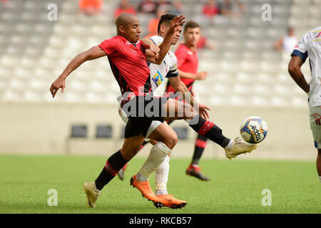 Curitiba, Brasilien. 10 Feb, 2019. Reginaldo und Madalena bei Paraná Clube x CA Paranaense gehalten am Joaquim Américo Stadium in Curitiba, PR. Credit: Reinaldo Reginato/FotoArena/Alamy leben Nachrichten Stockfoto