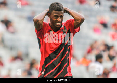 Curitiba, Brasilien. 10 Feb, 2019. PR - Curitiba - 10/02/2019 - 2019 Atlético Paranaense PR x Cianorte - Robson Bambu Atletico - PR-Player bedauert verpasste Chance im Spiel gegen Cianorte im Arena da baixada Stadion für die Meisterschaft 2019. Foto: Gabriel Machado/AGIF AGIF] Credit:/Alamy leben Nachrichten Stockfoto