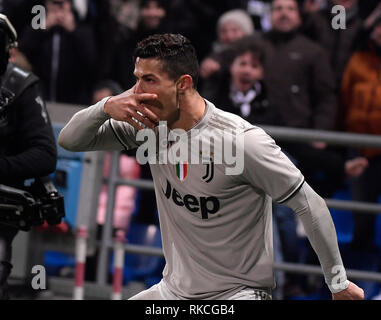 Reggio Emilia, Italien. 10 Feb, 2019. Juventus' Cristiano Ronaldo feiert während einer Serie ein Fußballspiel zwischen Sassuolo und FC Juventus in Reggio Emilia, Italien, 10.02.2019. FC Juventus Turin gewann 3-0. Credit: Alberto Lingria/Xinhua/Alamy leben Nachrichten Stockfoto