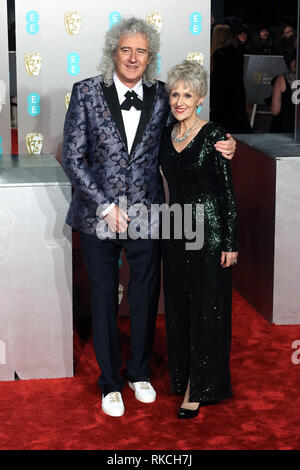 London, Großbritannien. 10 Feb, 2019. Brian May, Anita Dobson, EE British Academy Film Awards, die Royal Albert Hall, London, UK, 10. Februar 2019, Foto von Richard Goldschmidt Credit: Rich Gold/Alamy leben Nachrichten Stockfoto