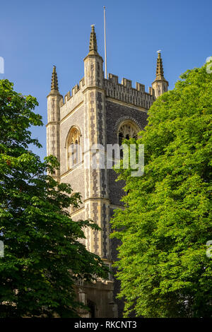 DEDHAM ESSEX, Großbritannien - 13. JUNI 2018: Außenansicht des Tower of St. Mary's Church Stockfoto