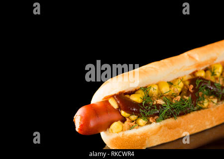 Hotdog in der rechten unteren Ecke für Stockfoto