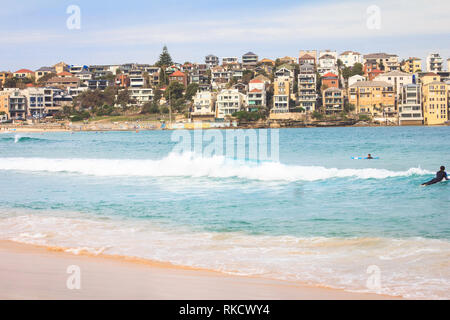 Bondi Beach im Sommer in Sydney, Australien. Stockfoto