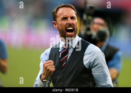 GARETH SOUTHGATE ENGLAND MANAGER SCHWEDEN V England, 2018 FIFA WORLD CUP RUSSLAND SAMARA ARENA, Samara, Russland, 07. Juli 2018 GBD 12034 WARNUNG! Dieses Foto darf nur verwendet für Zeitung und/oder Zeitschrift redaktionelle Zwecke. Möglicherweise nicht für Publikationen, bei denen 1 Spieler verwendet werden, 1 Club oder 1 Wettbewerb ohne schriftliche Genehmigung von Fußball DataCo Ltd. Für Rückfragen wenden Sie sich bitte an Fußball DataCo Ltd +44 (0) 207 864 9121 Stockfoto