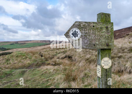 Calder Aire Link Zeichen auf Wadsworth Moor, auf dem walshaw Immobilien, in der Nähe von Hardcastle Crags, Calderdale, Großbritannien Stockfoto