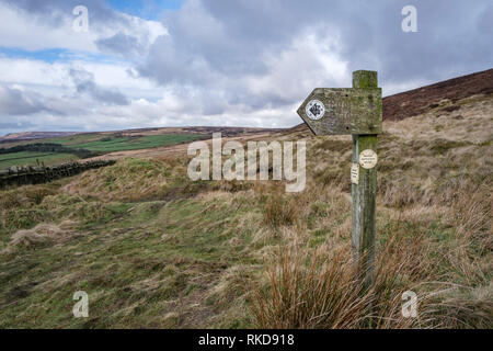 Calder Aire Link Zeichen auf Wadsworth Moor, auf dem walshaw Immobilien, in der Nähe von Hardcastle Crags, Calderdale, Großbritannien Stockfoto