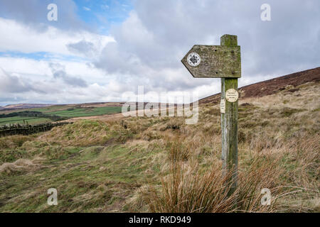 Calder Aire Link Zeichen auf Wadsworth Moor, auf dem walshaw Immobilien, in der Nähe von Hardcastle Crags, Calderdale, Großbritannien Stockfoto