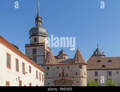 Idyllische Detail der Festung Marienberg in der Nähe von Würzburg in Unterfranken, einem bayerischen Raum in Deutschland Stockfoto