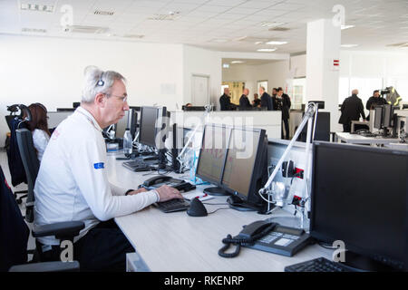 Foto Francesco Bozzo - LaPresse 11-02-2019 Milano (Italia) Cronaca Centrale 112 über Annarumma 27 ore 10:30 Visita del sottosegretario Alle &#x2019;Interno Stefano Candiani, Presenti il prefetto di Milano Renato Saccone, il Presidente della Lombardia Attilio Fontana, il questore di Milano Cardona e i vertici di Carabinieri, Guardia di Finanza e Polizia Stockfoto