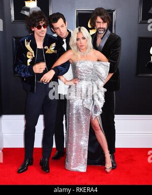Anthony Rossomando, Lady Gaga, Andrew Wyatt, Mark Ronson bei der Ankunft für die 61. jährlichen Grammy Awards - Ankünfte, Staples Center, Los Angeles, CA, 10. Februar 2019. Foto: Tsuni/Everett Collection Stockfoto