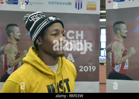 Ostrava, Tschechische Republik. 11 Feb, 2019. Amerikanische Sprinter, die in der 100 Meter spezialisiert, MICHAEL RODGERS spricht während der Pressekonferenz vor der Tschechischen Innen- Gala 2019, EA international indoor Treffen in Ostrava, Tschechische Republik, 11. Februar 2019. Credit: Jaroslav Ozana/CTK Photo/Alamy leben Nachrichten Stockfoto