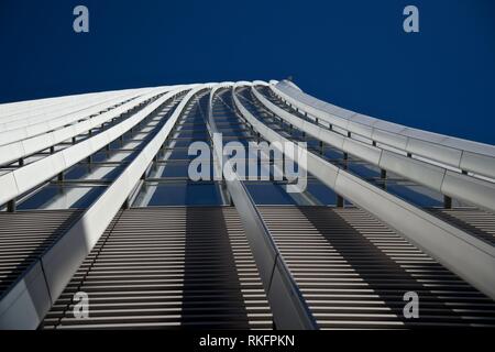 Blick in den Himmel über London Wolkenkratzer Stockfoto