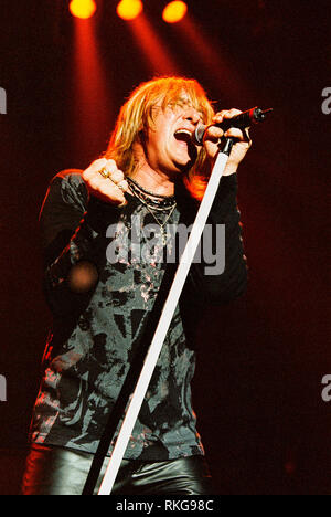 Joe Elliot Sänger in Def Leppard in der Brixton Academy 27. Februar 2003, London, England, Vereinigtes Königreich. Stockfoto