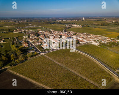 Saint Estephe Dorf, entlang der Weinstraße von Saint Estephe in der Region Bordeaux von Frankreich, Europa Stockfoto