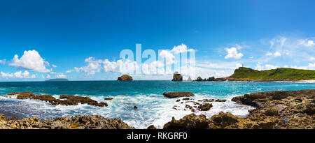 La Pointe des Chateaux (Burgen Vorgewende) ist eine Halbinsel, die in den Atlantik erstreckt sich von der Ostküste der Insel Grande-Terre, in Stockfoto