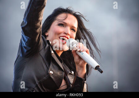 Schweden, Solvesborg - Juni 09., 2018. Die finnische Symphonic Metal Sängerin Tarja führt ein Live Konzert während der schwedischen Musik Festival Sweden Rock Festival 2018. (Foto: Gonzales Foto - Terje Dokken). Stockfoto