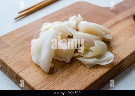 Sushi Ingwer, Süß eingelegte Ingwer, japanisches Essen. Traditionelle Speisen. Stockfoto