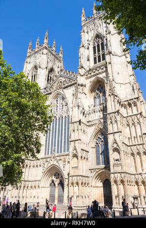 York Minster, die gotische Kathedrale, die Fassade des Kirchenschiffs, York, Yorkshire, England, UK, GB, Europa Stockfoto