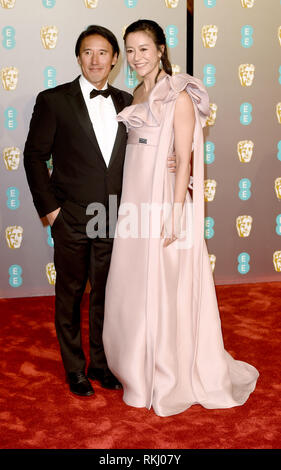 Foto muss Gutgeschrieben © Alpha Presse 079965 10/02/2019 Jimmy Chin und Elizabeth Chai Vasarhelyi EEÊBaftaÊBritish AcademyÊFilmÊAwardsÊ 2019 Êat der Royal Albert Hall in London Stockfoto