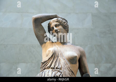 Römische Kopie. Statue von Verwundeten Amazon. 1st-2nd CE. Cpy einer griechischen Statue, 450 v. Chr.. Die Met, NY, USA. Stockfoto