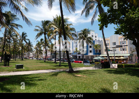 Ocean Drive in der Miami Beach architektonischen District (alten historischen Viertel von Miami Beach oder Miami Art Deco District), US Historic District in der Sab Stockfoto