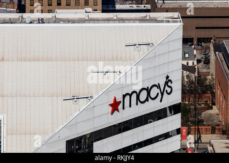 Cincinnati - ca. Februar 2019: Macy's Corporate Headquarters. Macys Pläne schließen speichert 2019 II, um fortzufahren Stockfoto