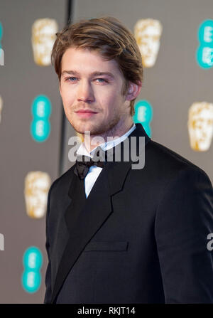 Joe Alwyn besucht die EE British Academy Film Awards in der Royal Albert Hall, London. Stockfoto