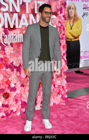 Los Angeles, USA. 11 Feb, 2019. LOS ANGELES, Ca. Februar 11, 2019: Tom Ellis bei der Premiere von 'Ist es nicht romantisch" im Theater im Ace Hotel. Foto: Paul Smith/Alamy leben Nachrichten Stockfoto