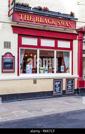 Der schwarze Schwan auf die Städte Baxtergate, Whitby, North Yorkshire. Großbritannien Stockfoto