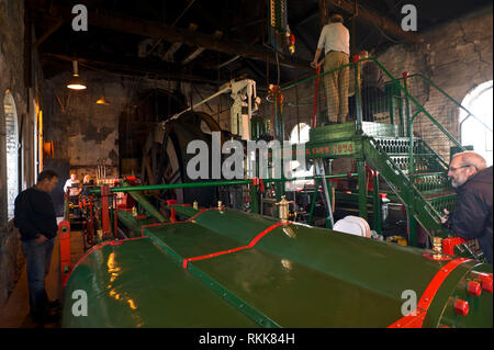 Wicklung Motor im ehemaligen historischen Tief Coal Mine Hetty Grube der Klasse 1 aufgeführt und geplante Denkmal an Hopkinstown in der Nähe von Pontypridd Glamorgan South Wales UK Stockfoto