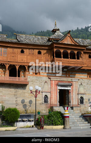 Bhimakali Tempel, ursprünglich als Bhimadevi Tempel, in Sarahan, Himachal Pradesh bekannt. Stockfoto