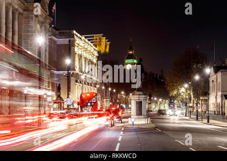 Night Street in Weihnachten, London Stockfoto