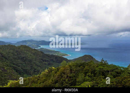 Laandscape aus den Ruinen der Stadt Venns oder Mission, Morne Seychellois Nationalpark, Mahe Island, Seychellen Stockfoto