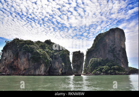 Der SPIKE INSEL IM MEER (Khao Phing Kan, Ko Tapu), zur Bucht von Phang Nga, Thailand Stockfoto