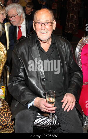 Gäste Julian Stoeckels Public Viewing von "Ich bin ein Star - Holt mich hier raus!' im Hotel Palace in Berlin Mit: Herbert Koefer Wo: Berlin, Deutschland Wann: 11 Jan 2019 Credit: Becher/WENN.com Stockfoto