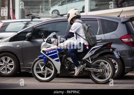 Chiangmai, Thailand - 22. Januar 2019: Private Racing Honda CBR Motorrad. Foto an der Straße Nr. 121 ca. 8 km von der Innenstadt von Chiang Mai, Thailand. Stockfoto
