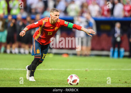 Moskau, Russland - Juli 1, 2018. Spanien National Football Team Captain Sergio Ramos einen Elfmeter im Elfmeterschießen in FIFA WM 2 Stockfoto