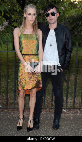 Maria Charteris nimmt an den jährlichen Serpentine Kombüse Summer Party in der Serpentine Gallery Stockfoto