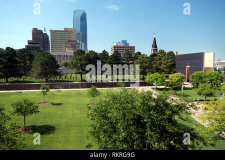 Blick auf die Oklahoma City National Memorial in Oklahoma City, Vereinigte Staaten von Amerika. Amerikanische Gebäude, Denkmal und Wahrzeichen Stockfoto