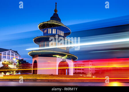 Alte Gebäude in Yangzhou, China: Wenchang Pavillon. Yangzhou ist eine berühmte Touristenattraktion. Stockfoto